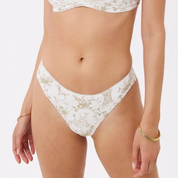 Frankie's Bikinis Other - FRANKIES BIKINIS X Gigi Hadid Dawson Bikini Bottoms In Yomi Toile Tan Print